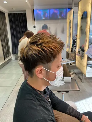 ショート カラー メンズ 柳澤 和也のヘアスタイル