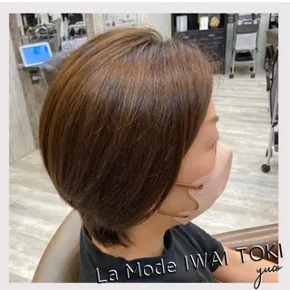 ショート カラー 加藤 優子のヘアスタイル