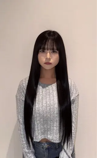 カラー yana /ブリーチモデルのヘアスタイル