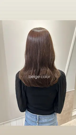 ロング カラー SAKINO. ベージュカラーのヘアスタイル