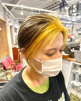 ロング カラー インナーカラー 推し ブリーチ  髪質改善のヘアスタイル