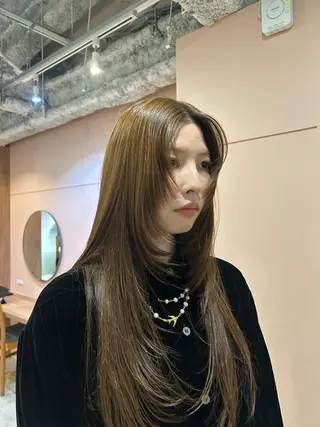 カラー かんだい colorのヘアスタイル