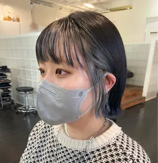 ショート カラー shiori ﾍﾞｰｼﾞｭｶﾗｰのヘアスタイル