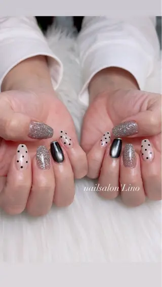 ネイル Lino𓂃⟡.· Chizuruのネイルデザイン