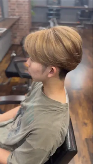 ショート カラー メンズ 🔥【メンズ特化】江 坂／モデル／レオ🔥のヘアスタイル