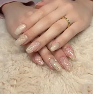 ネイル Lowé みるくのネイルデザイン