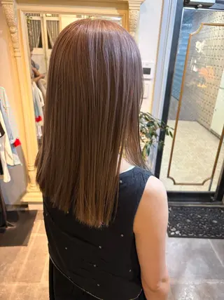 ミディアム 福嶋 愛のヘアスタイル