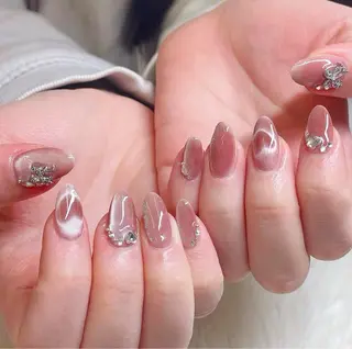 ネイル Lyna 池袋のネイルデザイン