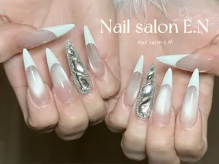 ネイル E.N🦋 長さ出し/持ち込みのネイルデザイン