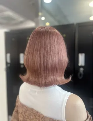 ミディアム 鈴木 綾乃のヘアスタイル