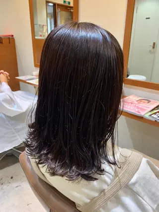 ミディアム カラー 蓮見  友里のヘアスタイル