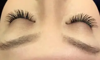 マツエク・マツパ eyelash SORTEのマツエク・マツパデザイン