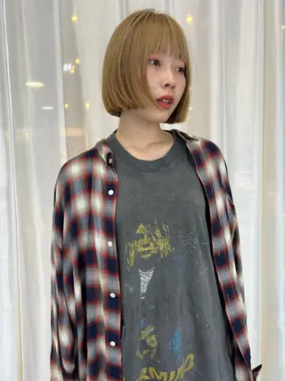ショート カラー Pia ツボイ ケイタのヘアスタイル