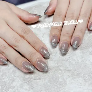 ネイル Nail •Head スパFortunaのネイルデザイン