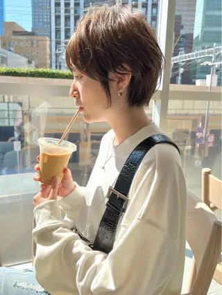 ショート 田中 優菜のヘアスタイル
