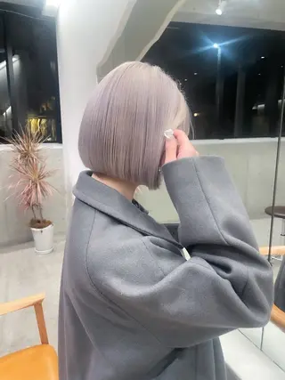 ショート カラー ヘアアレンジ ミニボブ/ブリーチ 🌈MISATOのヘアスタイル