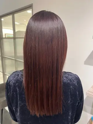 ミディアム カラー 宝徳 伶奈のヘアスタイル