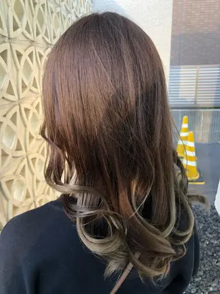 セミロング 増田 結莉のヘアスタイル