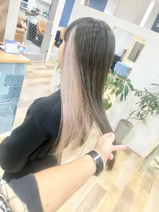 ロング ケアブリーチ 黒瀬有汰のヘアスタイル