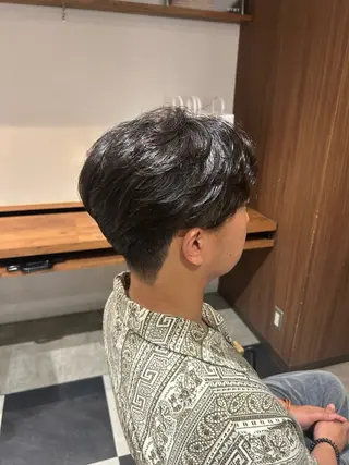 パーマ メンズ レイヤー🎀透明感 カラー|ワンホンのヘアスタイル