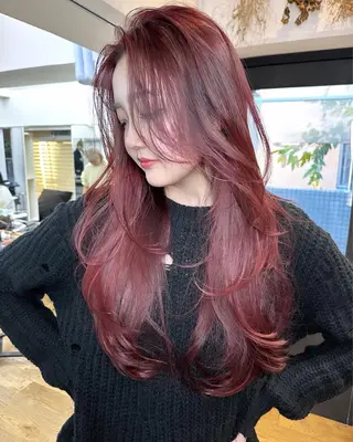 ロング 🇨🇳ワンホンヘア 下田鉄也のヘアスタイル