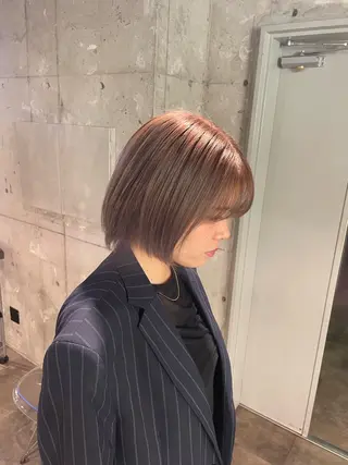 ショート カラー ハイトーン 横浜💞ミオのヘアスタイル