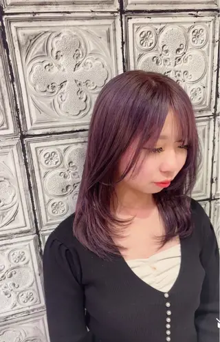 ミディアム カラー 渡部 優衣のヘアスタイル