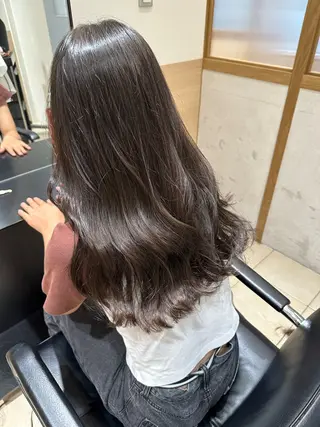 ロング カラー 天野 瑠真のヘアスタイル