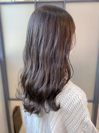 セミロング カラー 【透明感、艶髪】西村 有司のヘアスタイル