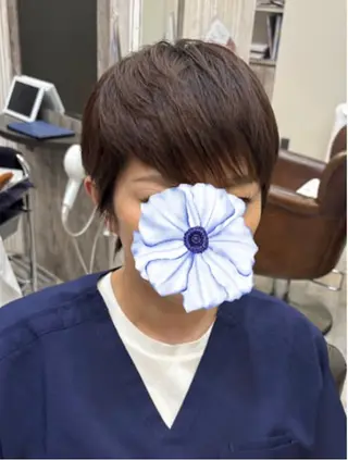 ショート 加藤 優子のヘアスタイル