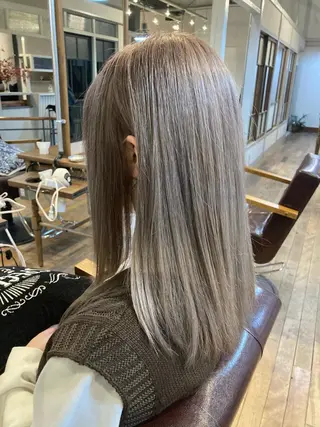 ミディアム タカツド ユウキのヘアスタイル