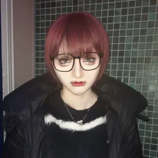 ショート にちか /似合う個性派カラーのヘアスタイル
