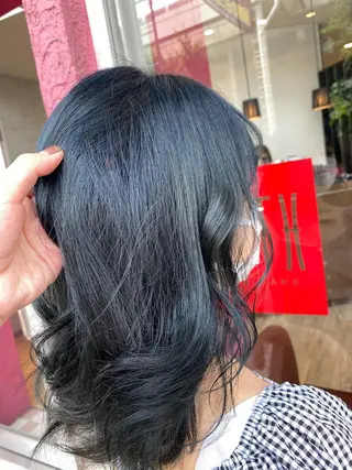 ミディアム カラー デザインカラー✨新倉 佑奈のヘアスタイル