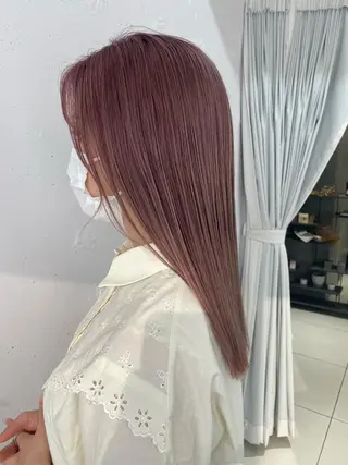 セミロング 顔周りの垢抜けヘア 立山愛梨のヘアスタイル