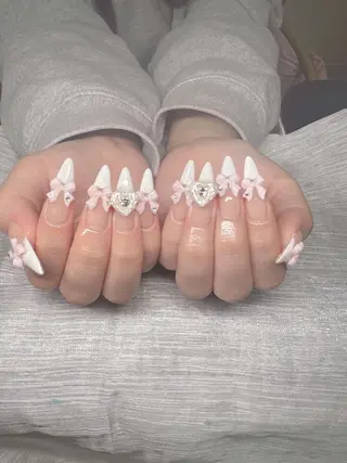ネイル Lee Nailsのネイルデザイン