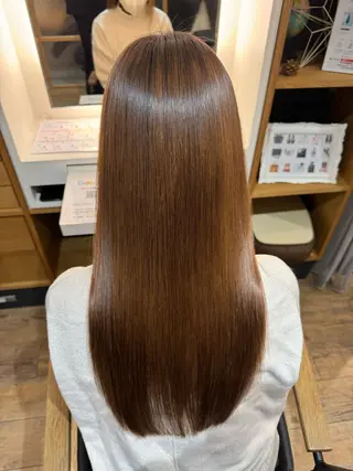 セミロング afloatkobe所属・美髪/髪質改善 川口凌弥のヘアスタイル