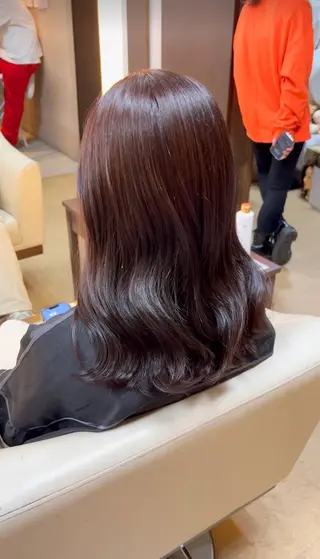 ミディアム カラー GRAN LUSSO 【MIHARU】のヘアスタイル