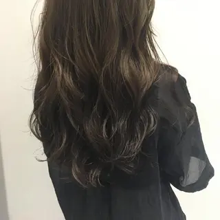 ロング 狩野 羅夢のヘアスタイル