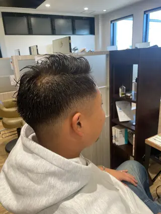 中村 誠也のヘアスタイル