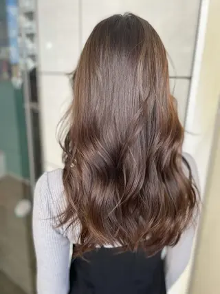 カラー 坂野 結子のヘアスタイル