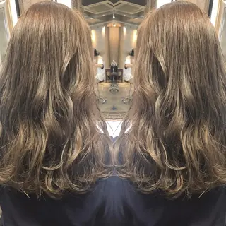 セミロング カラー パーマ ヘアアレンジ メンズ キッズ ネイル マツエク・マツパ サロンドミルク 原宿のヘアスタイル