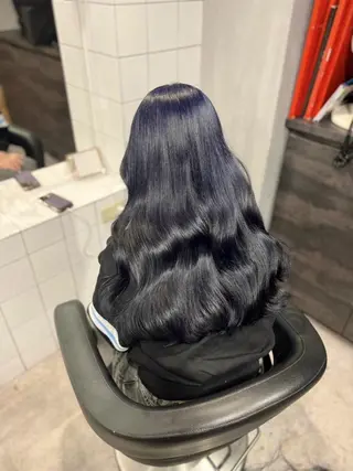 ロング カラー パーマ ヘアアレンジ 透明感ブリーチカラー 🌈TOMOHIROのヘアスタイル