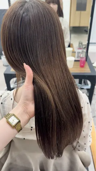 ロング カラー パーマ ヘアアレンジ メンズ キッズ レイヤーカット／ 巻ける縮毛矯正のヘアスタイル