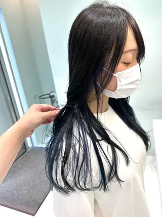 ロング カラー 中川 茜里のヘアスタイル