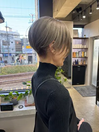 カラー ルシ🎨/ハイトーン デザイン/髪質改善のヘアスタイル