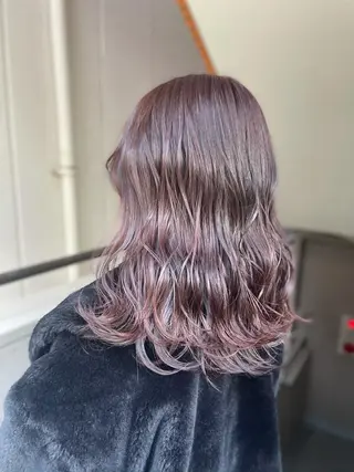 ミディアム カラー パーマ ヘアアレンジ メンズ キッズ ネイル マツエク・マツパ 切りっぱなしヘアボブ ミディアムヘアRYOのヘアスタイル