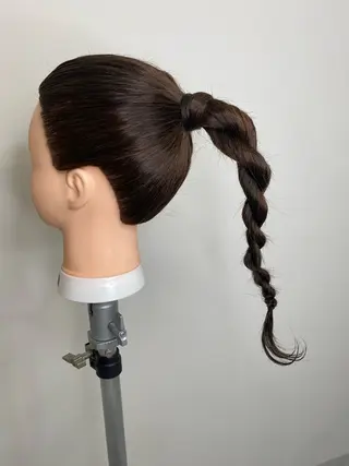 ロング Hiroshi ヒロシのヘアスタイル