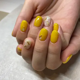 ネイル NORA nail UMEDA MAIのネイルデザイン