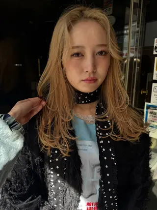 セミロング カラー 阿部  ことみ /パーマモデルのヘアスタイル