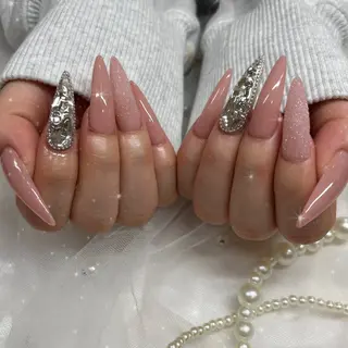 ネイル BlueDaisy 栄本店のネイルデザイン